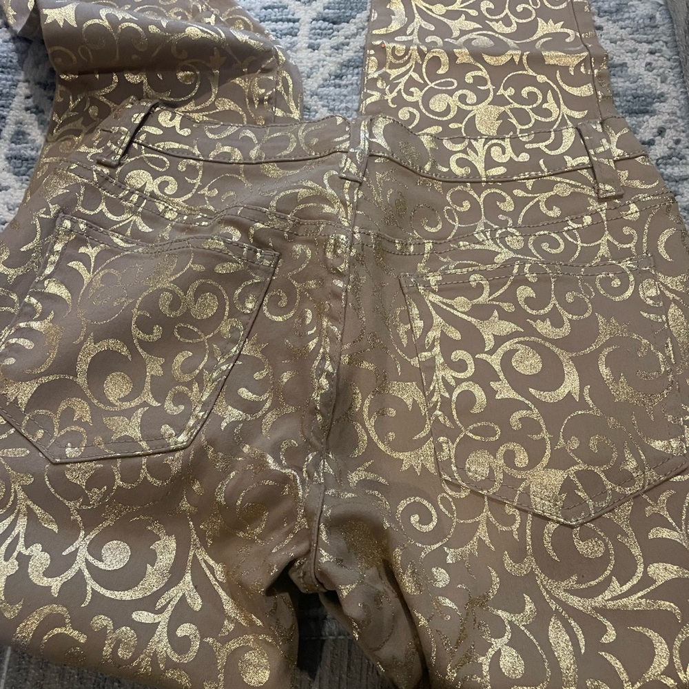 NWOT VENUS Gold and Brown Patterned Pants - Picture 3 of 4